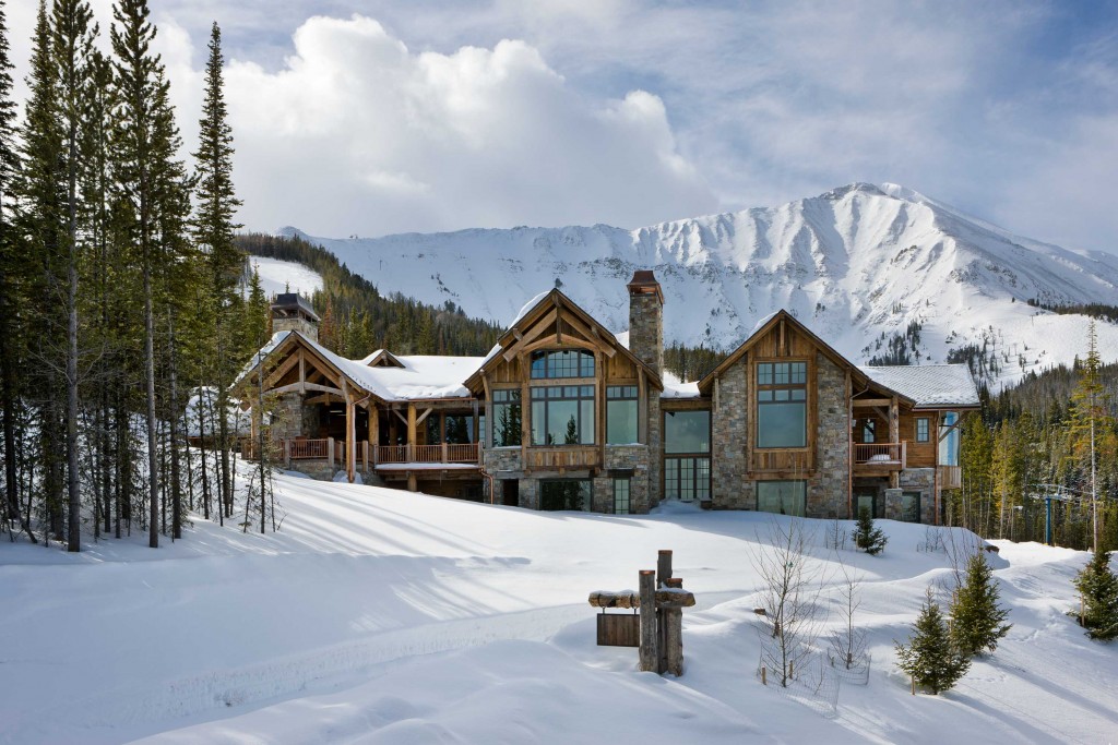  Rustic Elegance in MONTANA