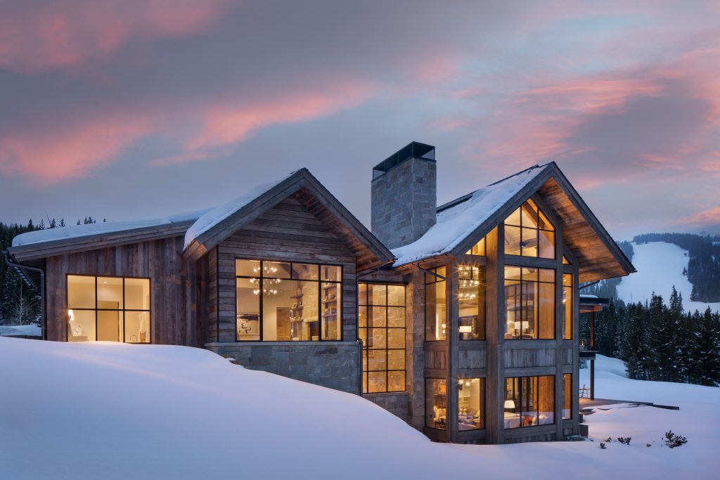  Rustic Elegance in MONTANA