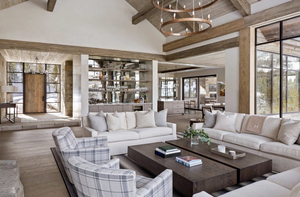  Rustic Elegance in MONTANA