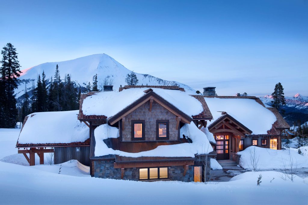  Rustic Elegance in MONTANA
