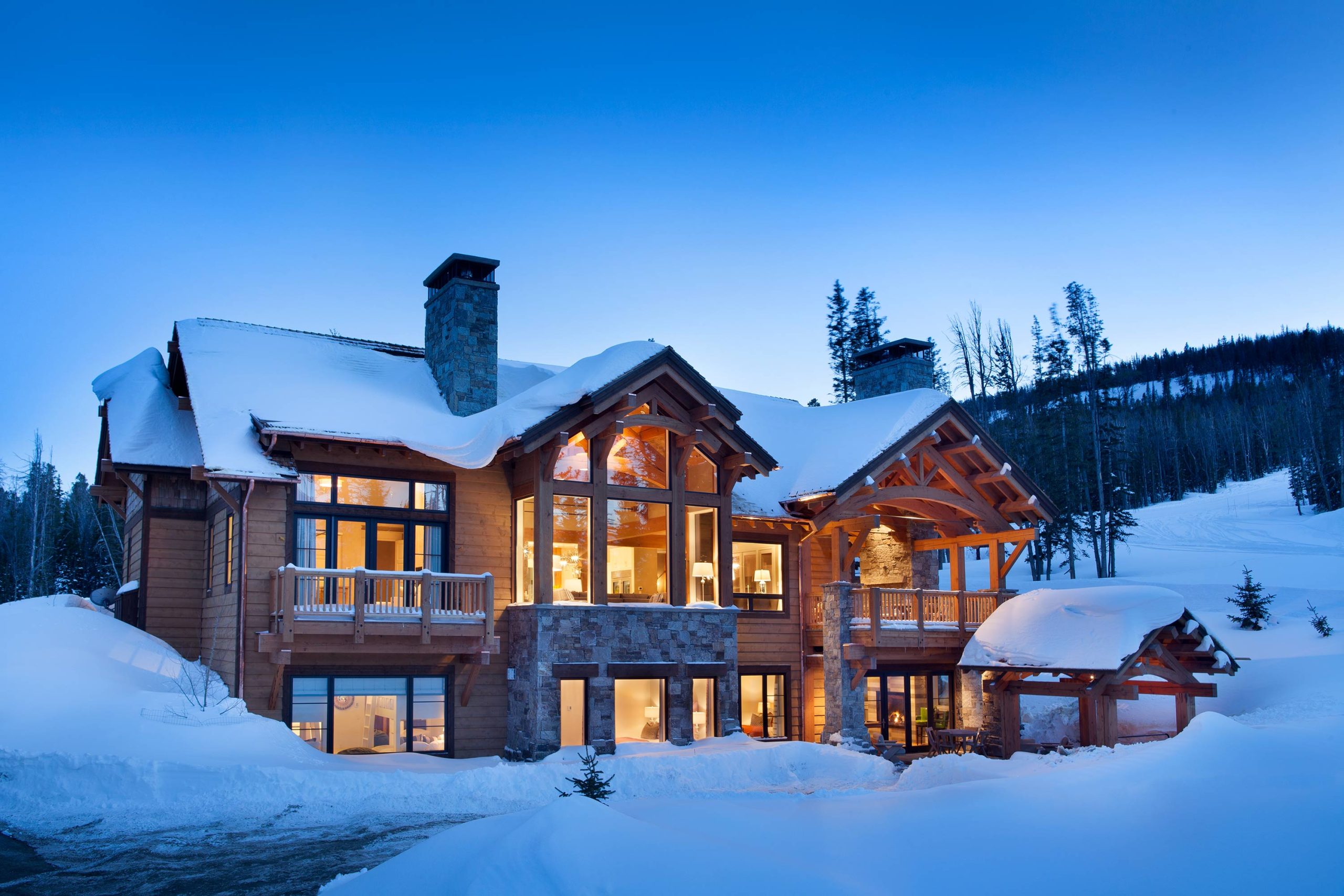  Rustic Elegance in MONTANA