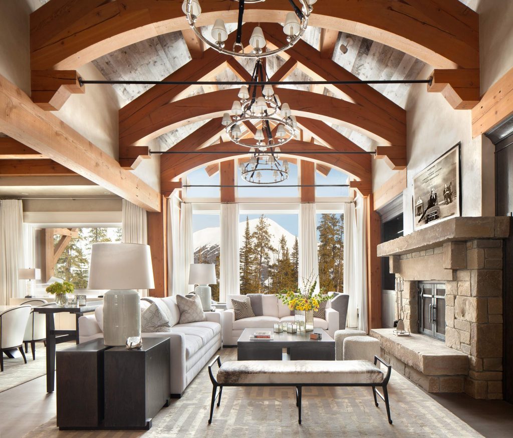  Rustic Elegance in MONTANA
