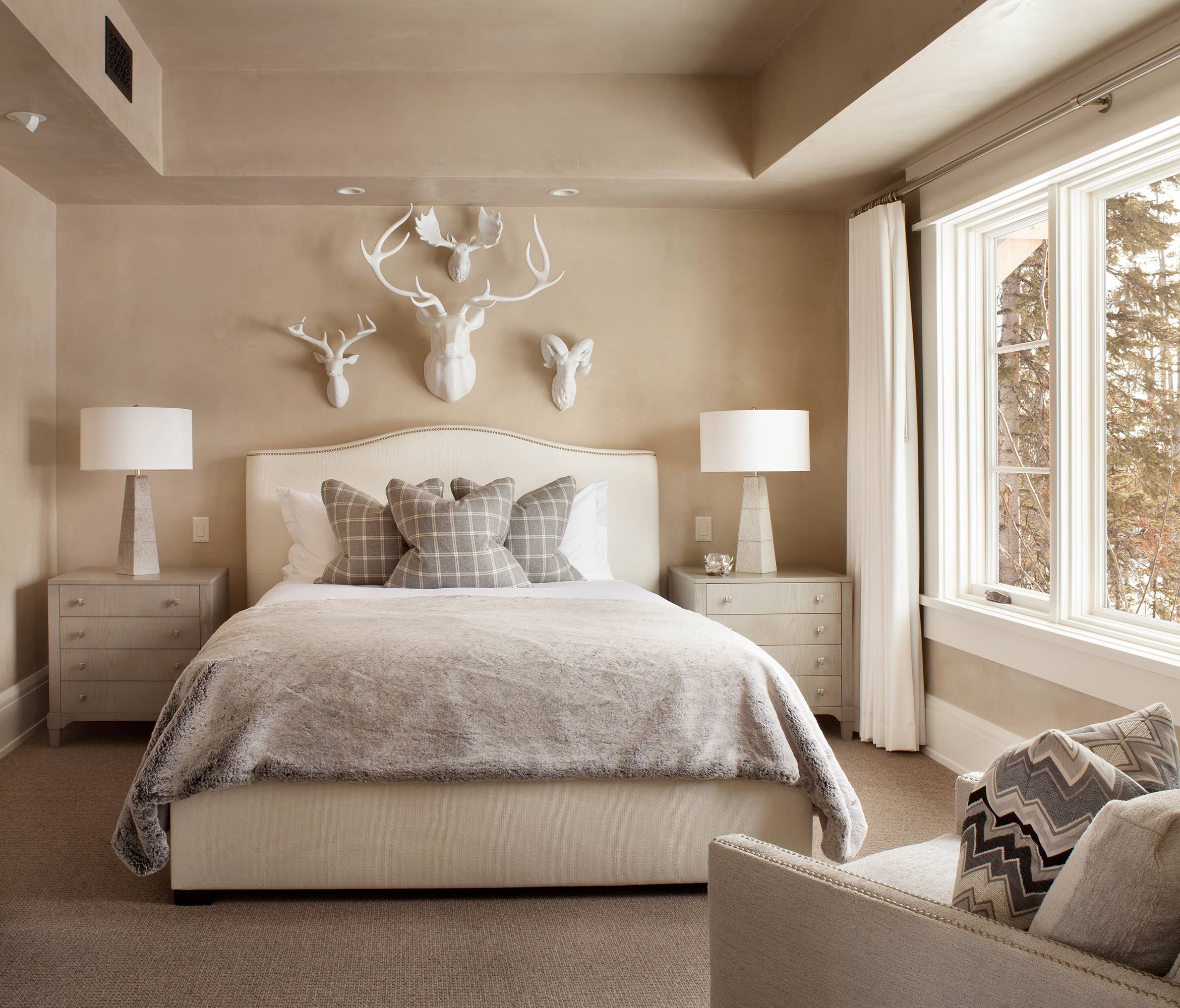  Rustic Elegance in MONTANA