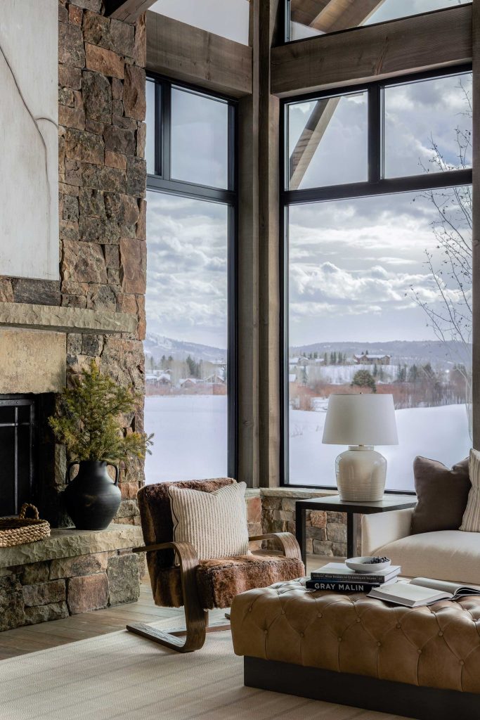  Rustic Elegance in WYOMING