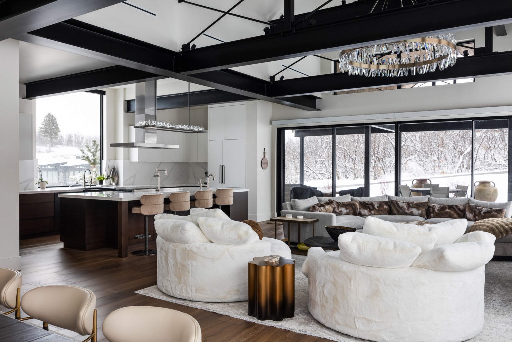  Rustic Elegance in UTAH