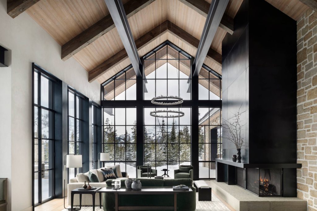  Rustic Elegance in MONTANA