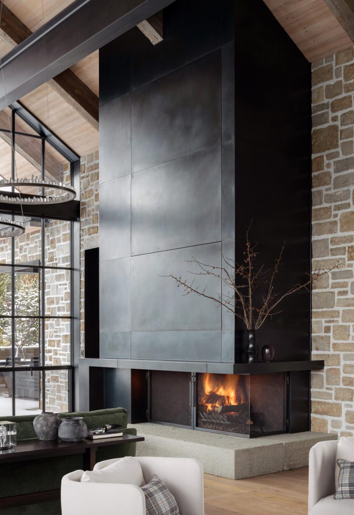  Rustic Elegance in MONTANA