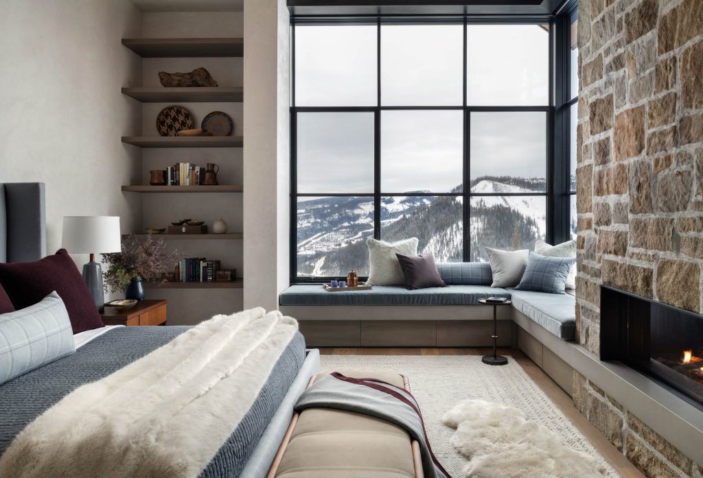  Rustic Elegance in MONTANA